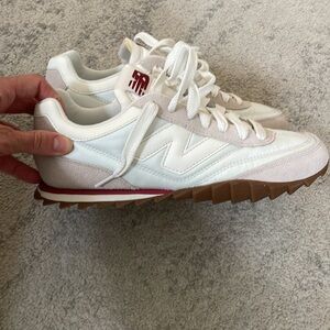 Brand new New Balance RC30 size 7.5 men’s. 9 ladies